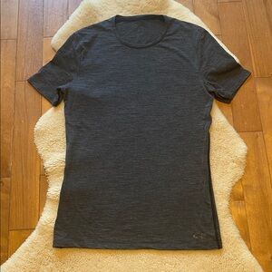 Icebreaker Anatomica short sleeve crewe, merino, dark gray, men’s medium